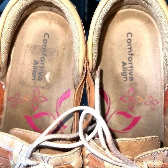 Comfortiva Align Layla Huarache Shoes - Picture 6 of 8